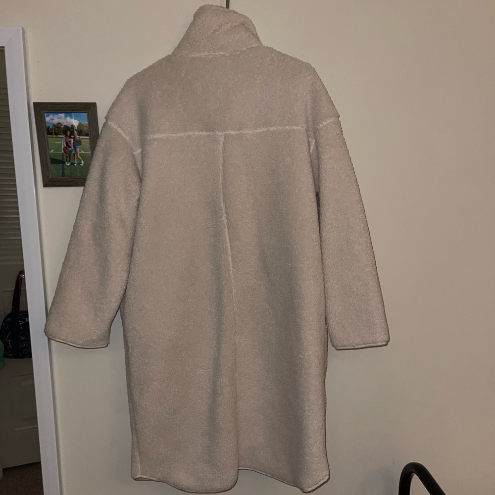 Jacket - Picture 2 of 5